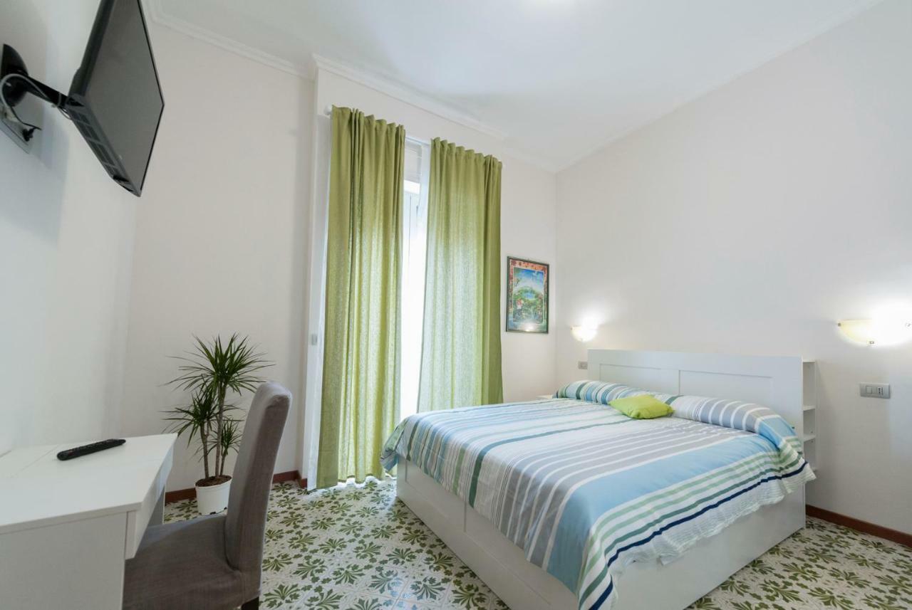 Bed & Breakfast Antonello 萨莱诺 外观 照片